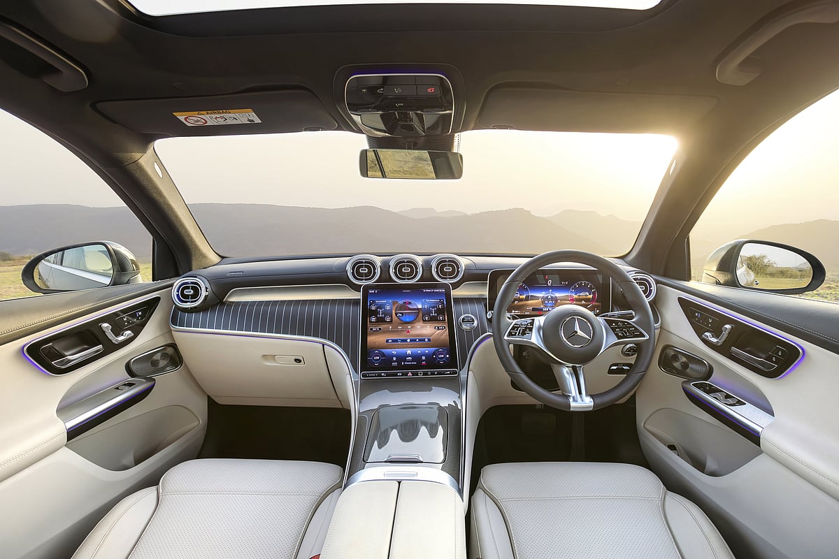 Mercedes-Benz GLC 300 - Interior